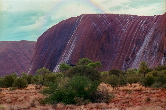 Australia-Uluru_Ayers Rock in the rain_klinkhamerphoto