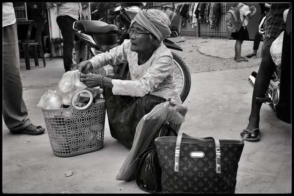 Louis Vuitton Handbag old Cambodian lady